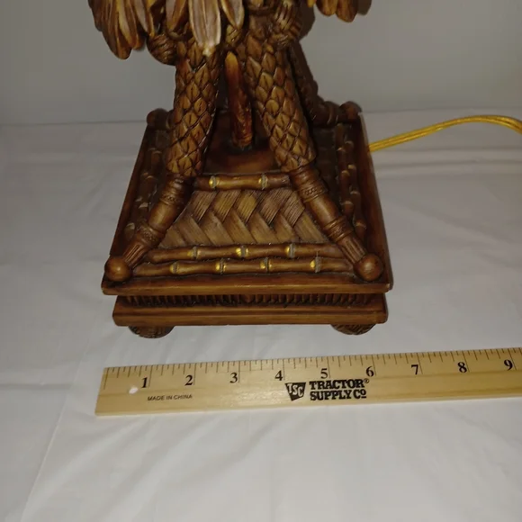 Vintage Intricate Lamp. Monkeys On Palm Tree Ratan Resin Base Mosaic Amber Shade - Picture 14 of 16